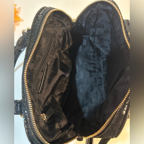 Michael Kors Black leather Snakeskin croc Embossed Satchel crossbody - Picture 11 of 12